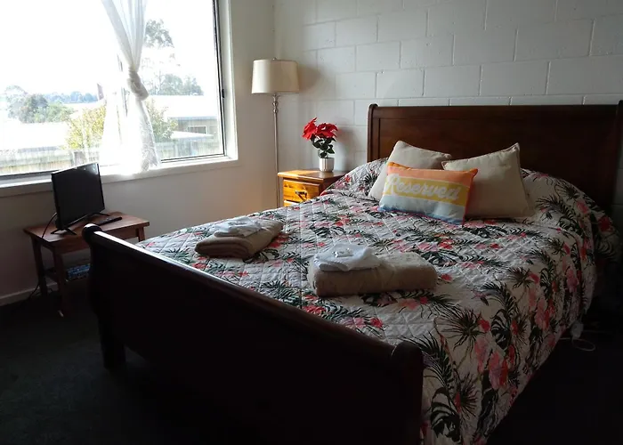 Waratah Waterfall Retreat Unit1 Free Wifi & Free Pay Tv