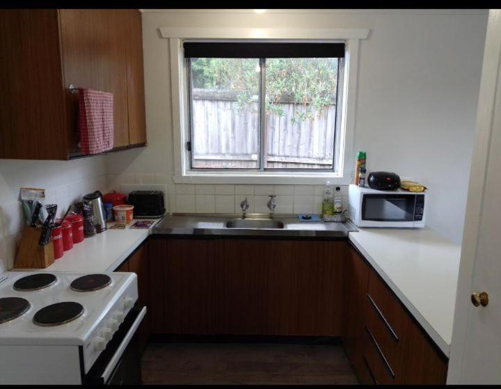 Waterfall Retreat Unit1 Free Wifi & Free Pay Tv * Waratah